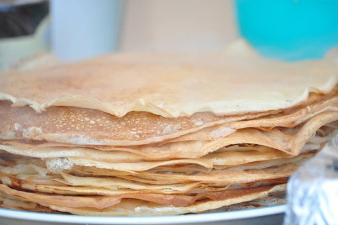 На «Ужгородській палачінті» урочисто розрізали перший млинець – 03