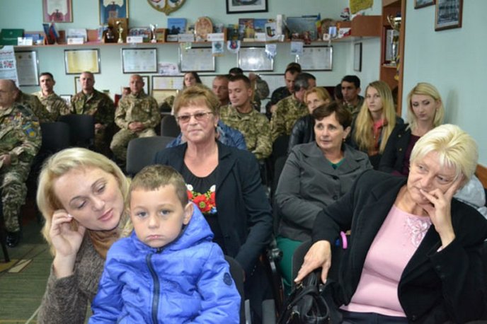 У Тячеві до Дня міста нагородили учасників АТО – 04