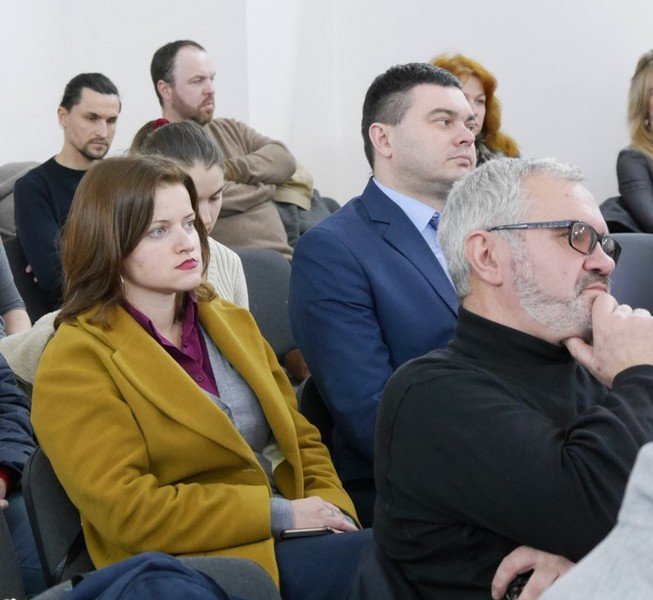 В Ужгороді вирішували як заробляти на культурній спадщині – 01