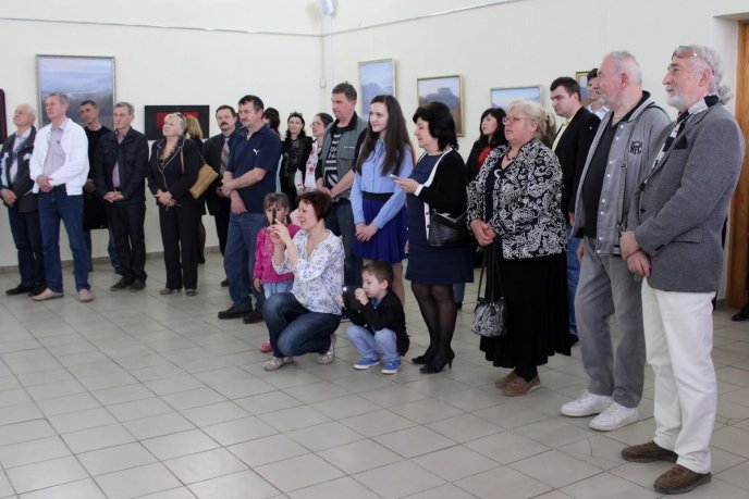 В Ужгороді вперше представили виставку "Яблучний Спас" Артура Тиводара – 05