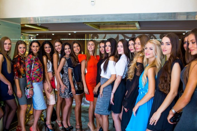 Закарпатка Оксана Черепаха братиме участь у конкурсі "Міс Україна – 2015" – 05