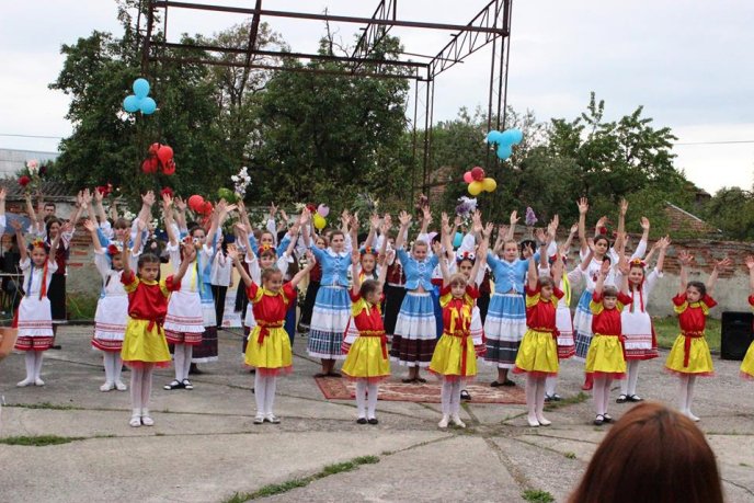 Меншина, яка зближує Україну та Європу – 01