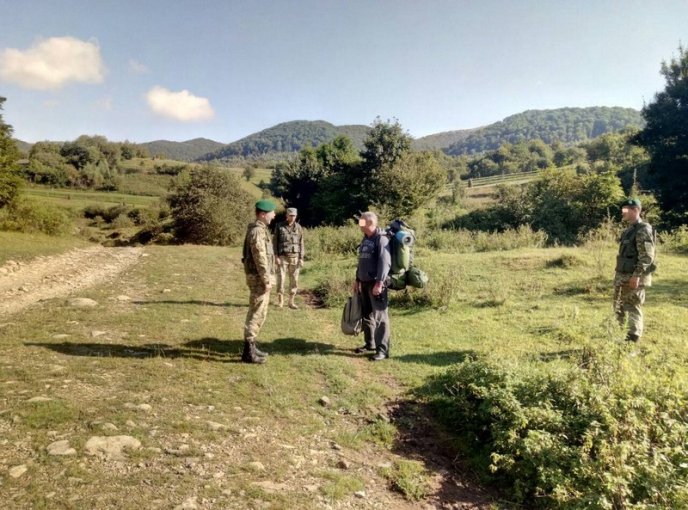 На Закарпатті затримали росіянина-нелегала, який тривалий час жив в Україні – 01