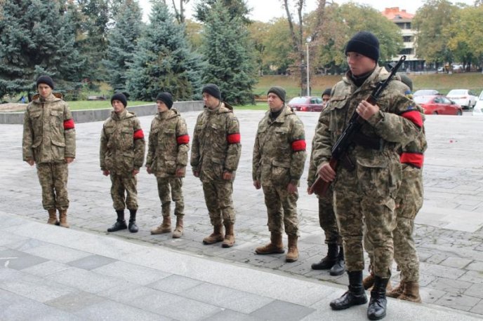 Ужгородці прощаються із загиблим бійцем 128-ої бригади Давидом Гамсахурдією – 05