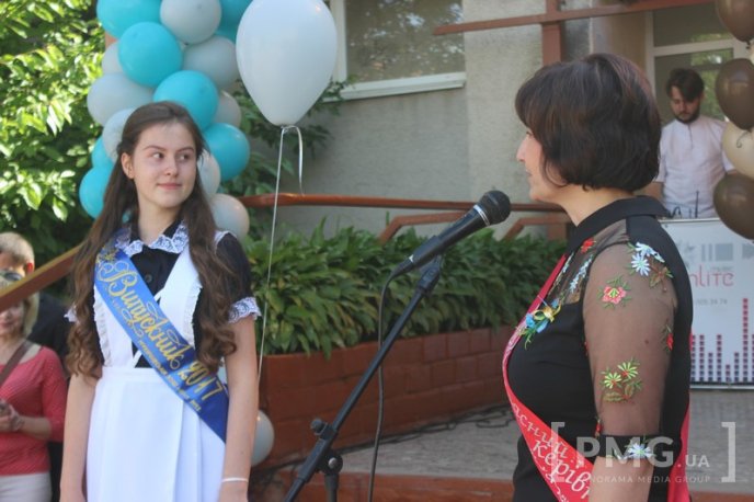 Свято останнього дзвоника відзначили у Мукачівській ЗОШ №13 – 36