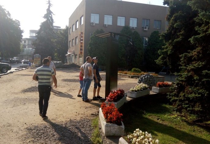 У центрі Ужгорода запрацювало інформаційне табло для туристів – 07