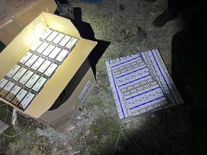 Тракторист-контрабандист ледь не наїхав на прикордонників – 04 Тракторист-контрабандист ледь не наїхав на прикордонників – 04