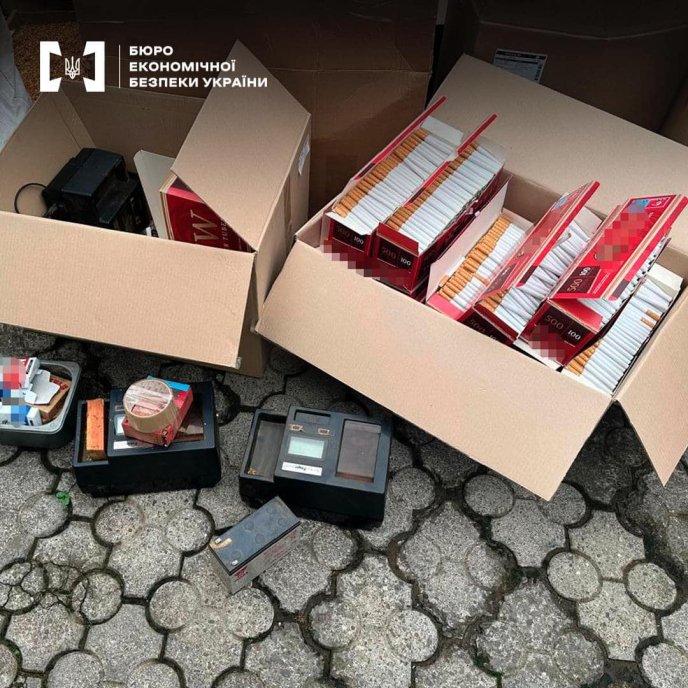 Доставляв товар лише перевіреним покупцям: закарпатець запустив тютюновий бізнес – 04