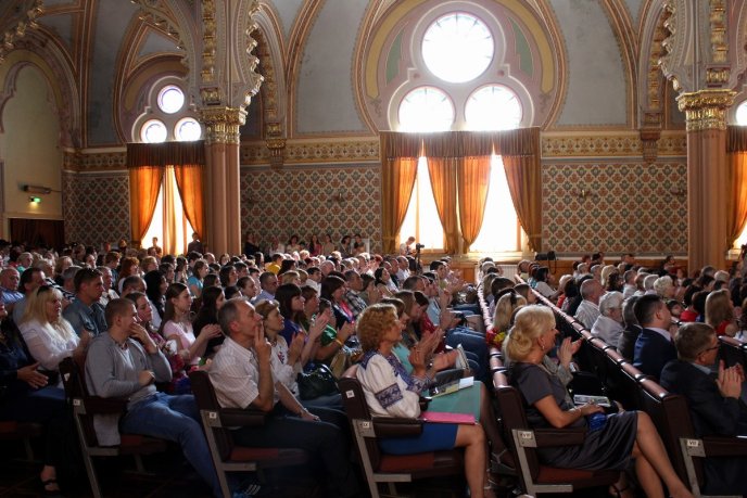 Ужгородське музичне училище відзначило своє 70-річчя – 09