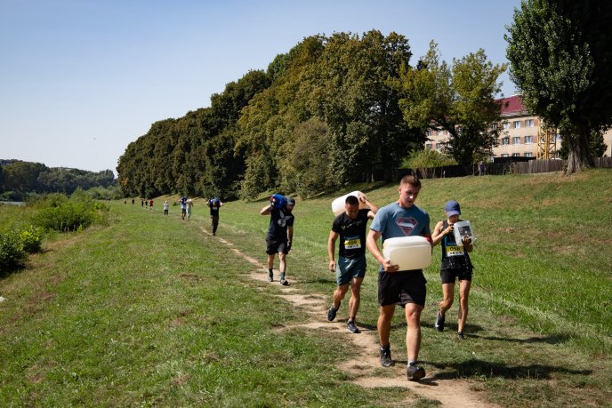 Учасники патріотичного забігу на Закарпатті подолали 7 кілометрів – 02