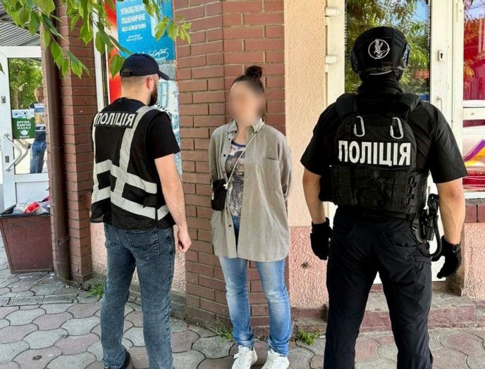 Поліція розповіла, що накоїла 36-річна жителька Закарпаття – 01