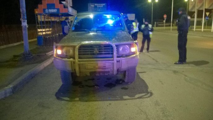 Ужгородські патрульні затримали позашляховик з безпілотником – 01