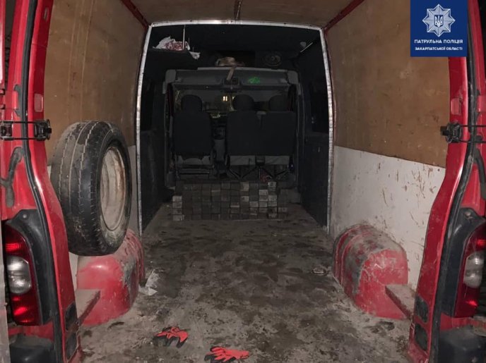 Ввечері двоє невідомих проникли на чуже подвір’’я – 03 Ввечері двоє невідомих проникли на чуже подвір’’я – 03