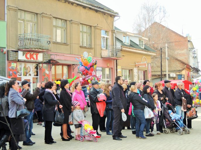 У Берегові розпочався перший весняний ярмарок – 12
