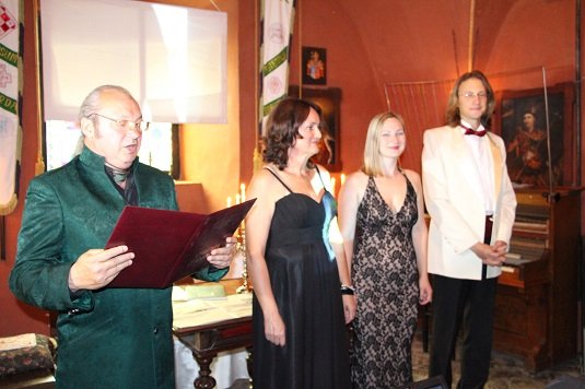 У Чинадієві культурні пам’ятки рятували за допомогою концерту (ФОТО) – 02