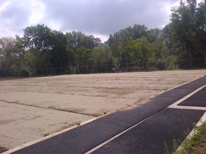 В Ужгороді незабаром з’явиться ще одне футбольне поле – 01