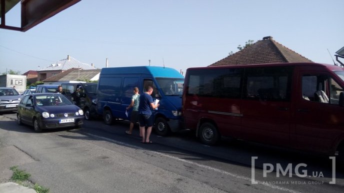 ДТП на трасі "Київ – Чоп": зіткнулися 4 автомобілі – 04 ДТП на трасі "Київ – Чоп": зіткнулися 4 автомобілі – 04