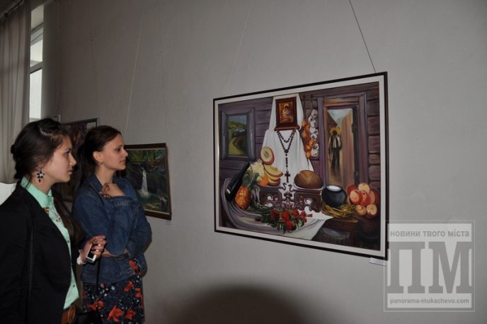 У Мукачеві відкрилась виставка творчих робіт художників міста (ФОТОРЕПОРТАЖ) – 15