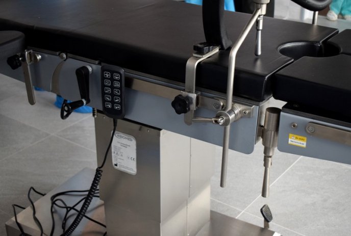 В Ужгородській міській лікарні з’явилась нова операційна – 05 В Ужгородській міській лікарні з’явилась нова операційна – 05