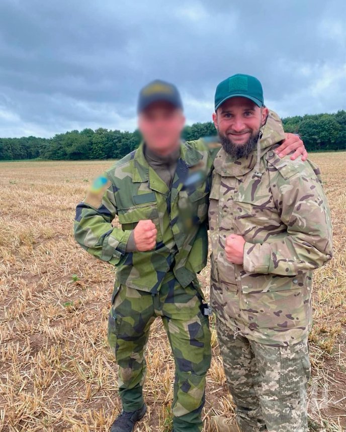 Воїн 128 бригади розповів про війну та як неодноразово потрапляв під обстріли – 01 Воїн 128 бригади розповів про війну та як неодноразово потрапляв під обстріли – 01