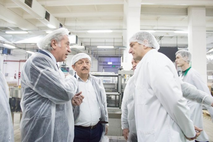 УжНУ та ужгородське підприємство «Інтерфіл» обговорили можливу співпрацю – 11