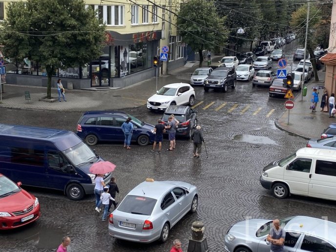 У центрі Мукачева сталась аварія – 01 У центрі Мукачева сталась аварія – 01