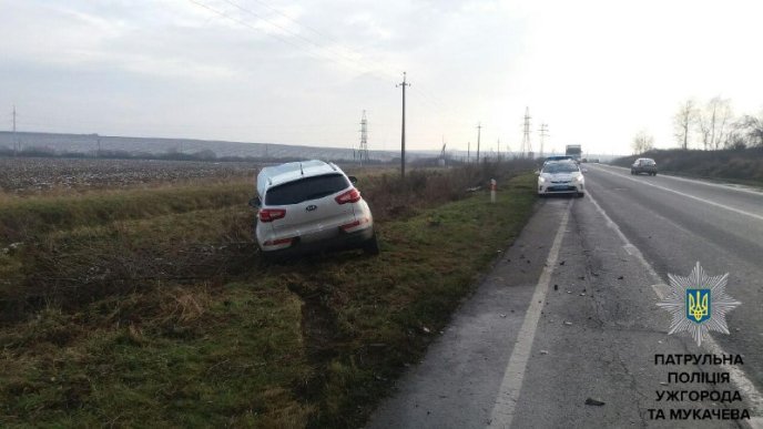 Поліція оприлюднила фото з місця резонансної ДТП на трасі Київ-Чоп, що на Закарпатті – 02