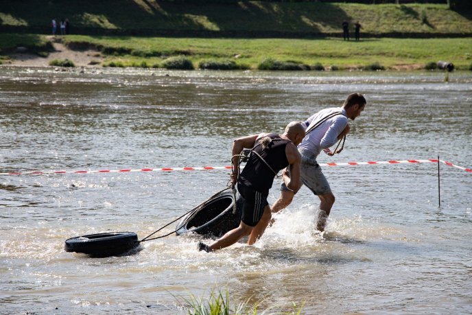 Учасники патріотичного забігу на Закарпатті подолали 7 кілометрів – 04