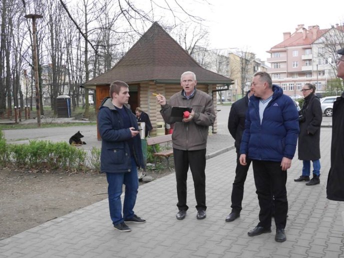 У Боздоському парку Ужгорода провели обстеження дерев – 01