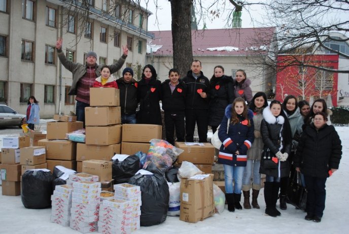 Завдяки небайдужим людям вихованці дитячих будинків у Мукачеві та Сваляві отримають подарунки на Миколая (ФОТО) – 11