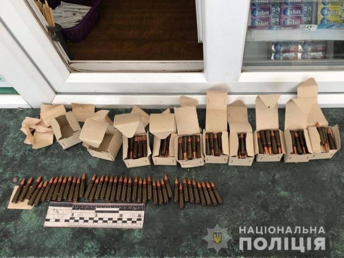 Поліцейські показали, як в Ужгороді посеред вулиці затримували зловмисника – 01 Поліцейські показали, як в Ужгороді посеред вулиці затримували зловмисника – 01