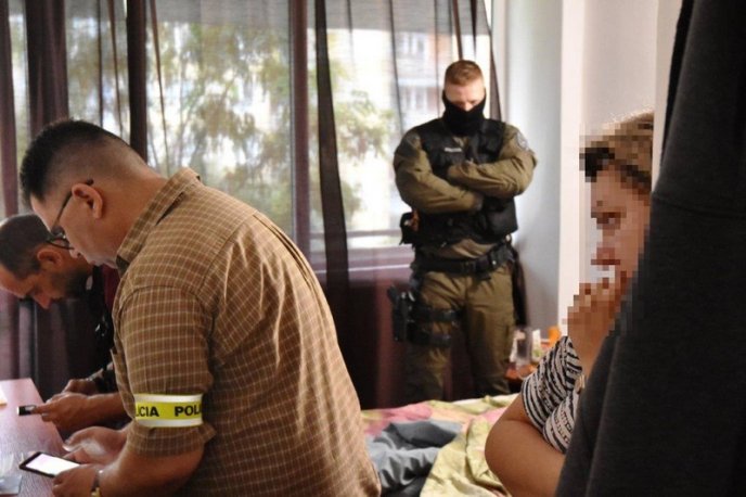 У сусідній країні влаштували "полювання" на заробітчан і нелегалів – 08 У сусідній країні влаштували "полювання" на заробітчан і нелегалів – 08