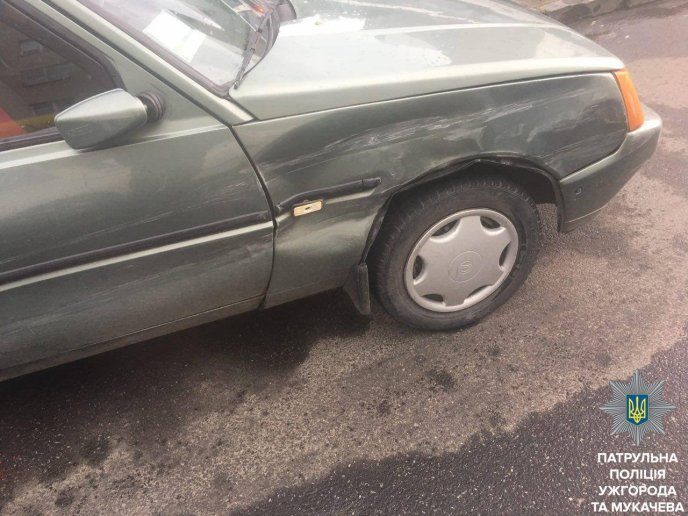 8 ДТП за добу: патрульні показали фото розбитих автівок – 09