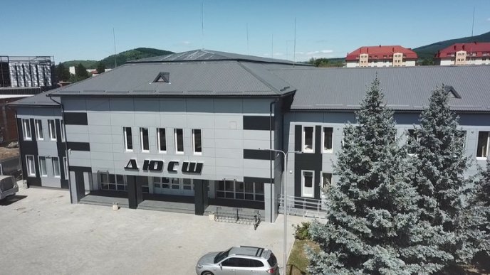 У Мукачеві відкрили найбільший на Закарпатті спорткомплекс ДЮСШ – 01