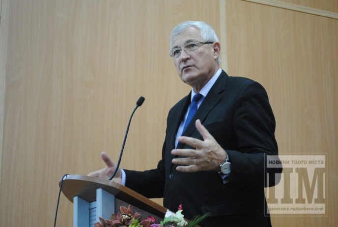 Керівництво Закарпаття представило нового голову Мукачівської РДА (ФОТО) – 07