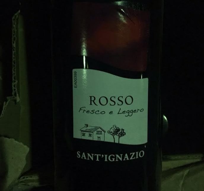 Чоловік намагався перевезти через кордон майже 80 літрів італійського вина – 03