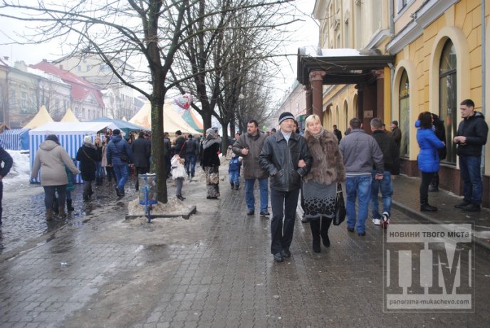 У Мукачеві офіційно розпочався фестиваль "Червене вино - 2015" (ФОТОРЕПОРТАЖ) – 24