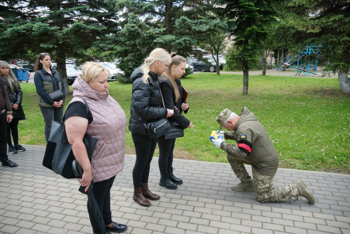 Закарпаття попрощалось з полеглим захисником Віктором Мургою – 02 Закарпаття попрощалось з полеглим захисником Віктором Мургою – 02