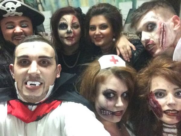 Берегівчани у ніч Хелловіну дивували моторошними костюмами та макіяжем – 04