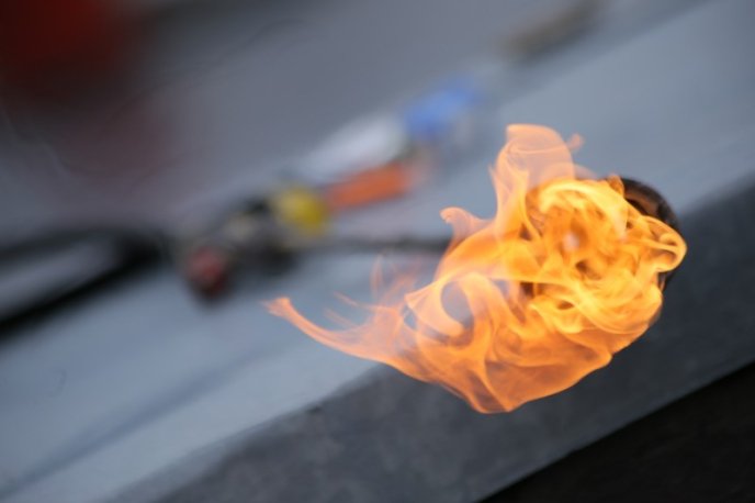 В одному з мікрорайонів Мукачева розпочали капремонт даху багатоповерхівки – 04