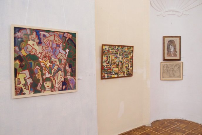 В Ужгороді відкрили виставку Івана Манайла – 18