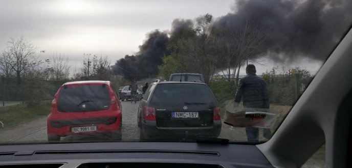 Масштабна пожежа у Виноградові: містяни діляться фотографіями – 04 Масштабна пожежа у Виноградові: містяни діляться фотографіями – 04
