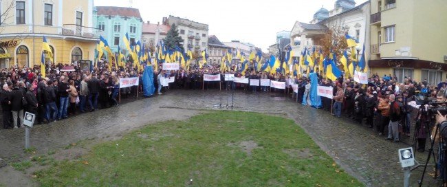 Міліція звітує, що під час мітингу в Мукачеві порушення громадського порядку зафіксовано не було – 02 Міліція звітує, що під час мітингу в Мукачеві порушення громадського порядку зафіксовано не було – 02