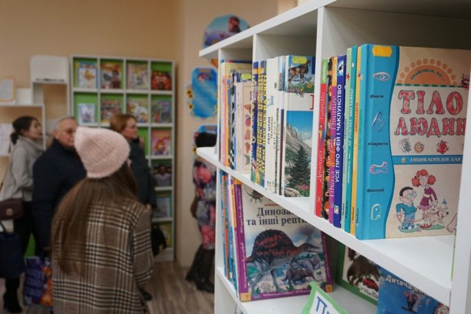 У Мукачеві відкрили "Бібліотеку дитячих мрій" – 06
