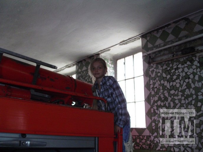 Мукачівські пожежники влаштували день відкритих дверей для школярів (ФОТОРЕПОРТАЖ) – 06