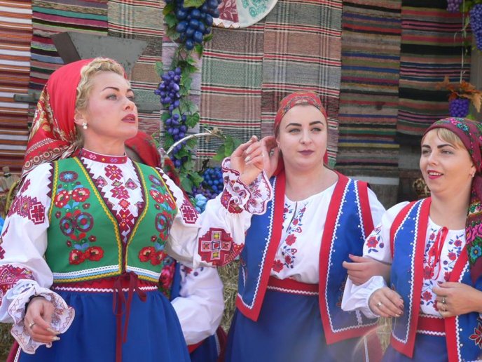 На Мукачівщині стартував фестиваль вина "Бобовищенське гроно" – 12