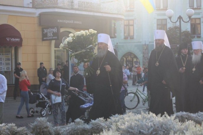 У День Незалежності України Мукачево відвідав Блаженніший Онуфрій – 12