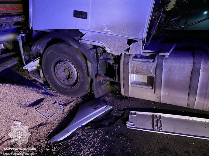 Одна вантажівка врізалась в іншу: подробиці від поліції – 02 Одна вантажівка врізалась в іншу: подробиці від поліції – 02