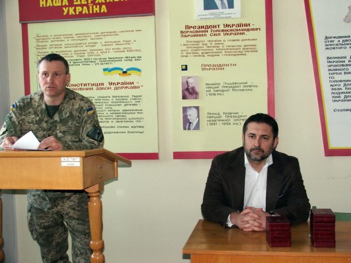 У Мукачеві урочисто нагородили бійців АТО державними нагородами – 02