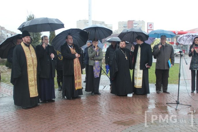 У Мукачеві вшанували пам’ять Героїв Майдану – 02